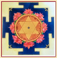 Saraswati yantra with lotus petals